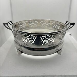 Silver-plated Vintage Ornate Pot Holder with handles, 8"